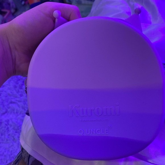 This is a mini purse it is a pop it purse it is multicolored. - Picture 3 of 3